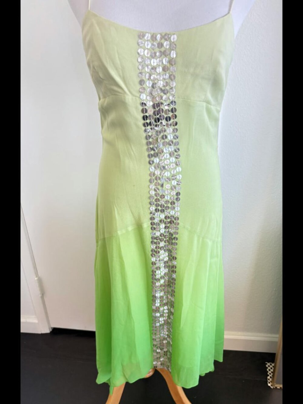 BCBGMAXAZRIA Y2K Green Ombré Sequin Paillette Midi Dress 4